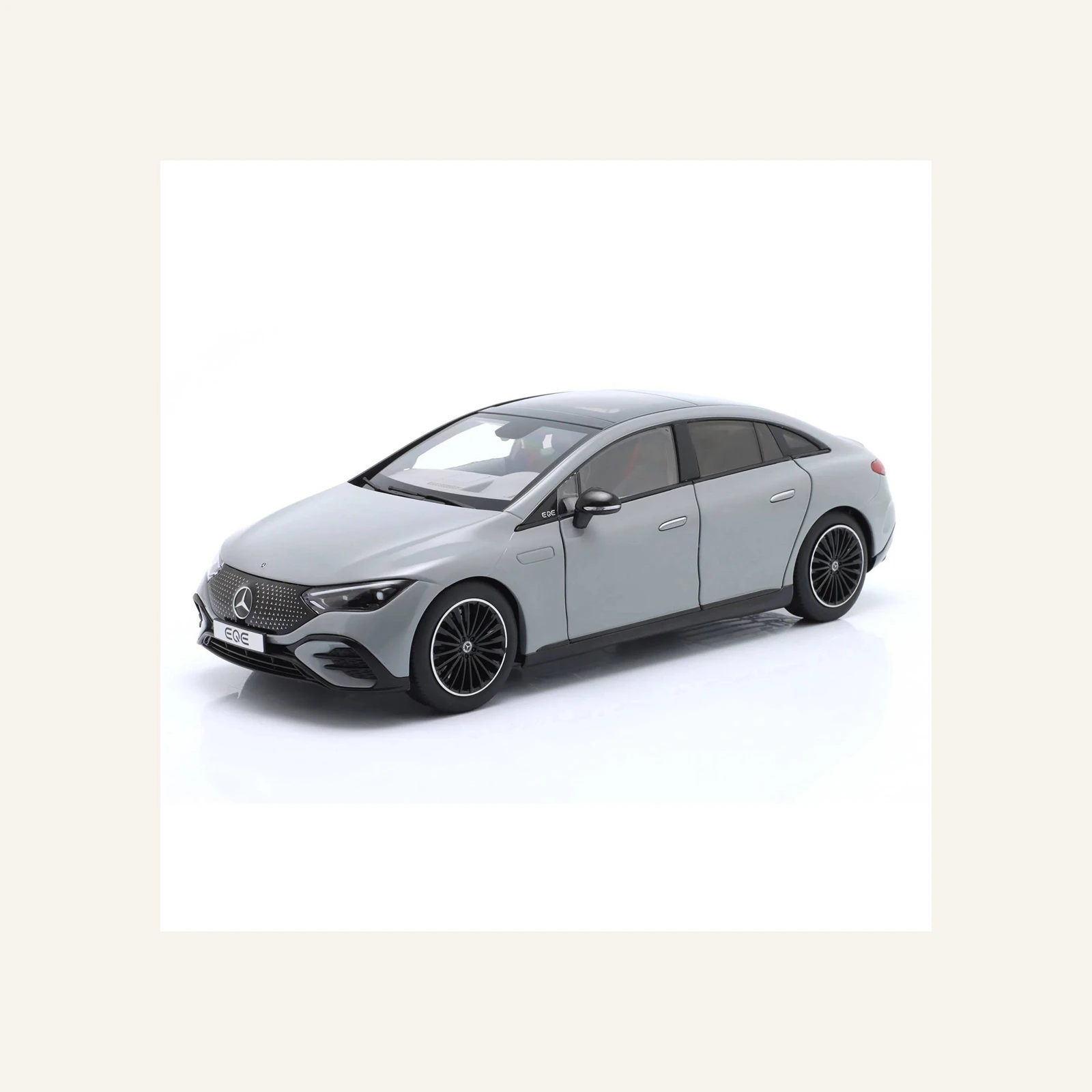 NZG B66961109 1/18 Ölçek,- MERCEDES BENZ - EQE (V295) AMG LINE 2023