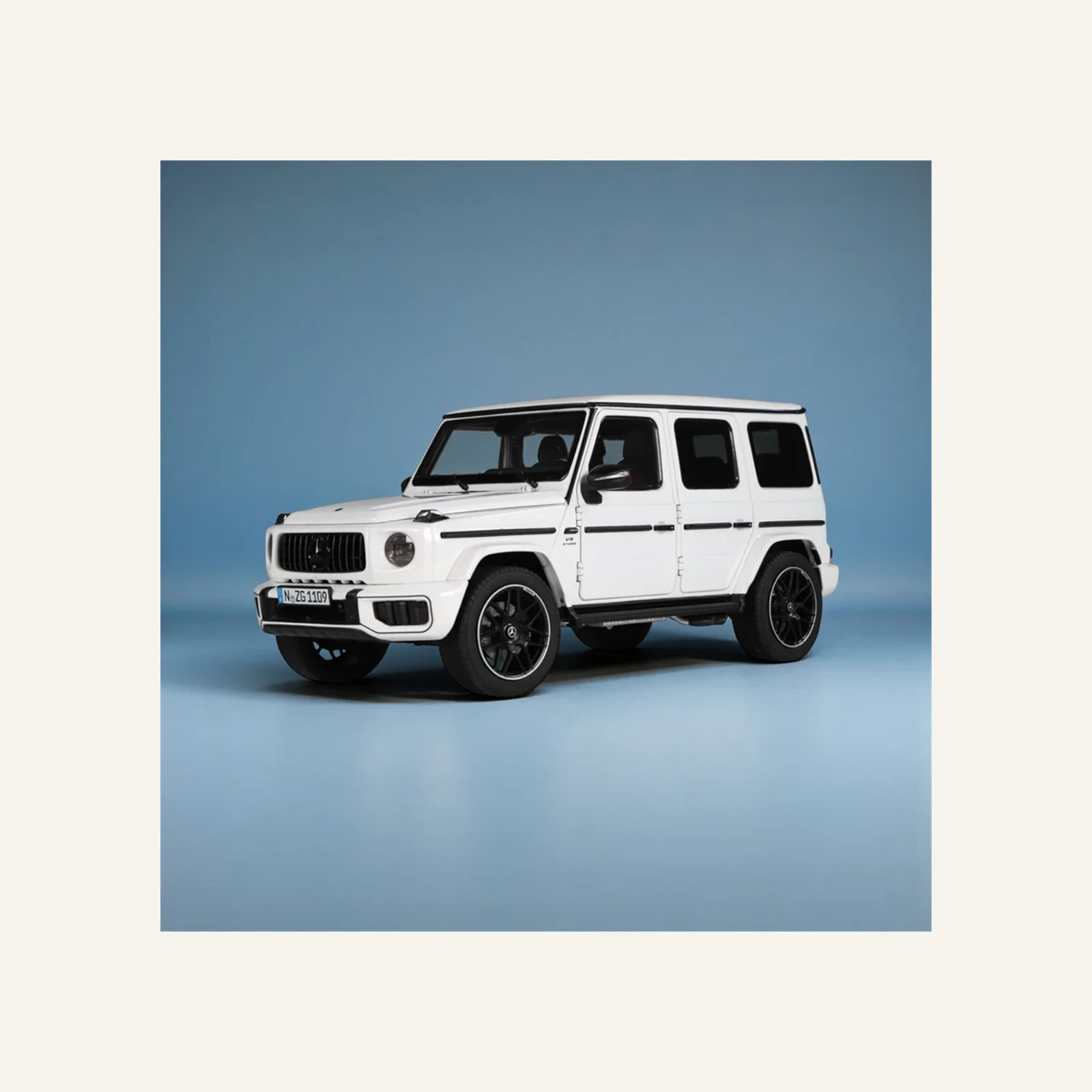NZG 1109/41 1/18 Ölçek, Mercedes-AMG G 63 4x4 Arazi Aracı, Polar Beyaz, Metal