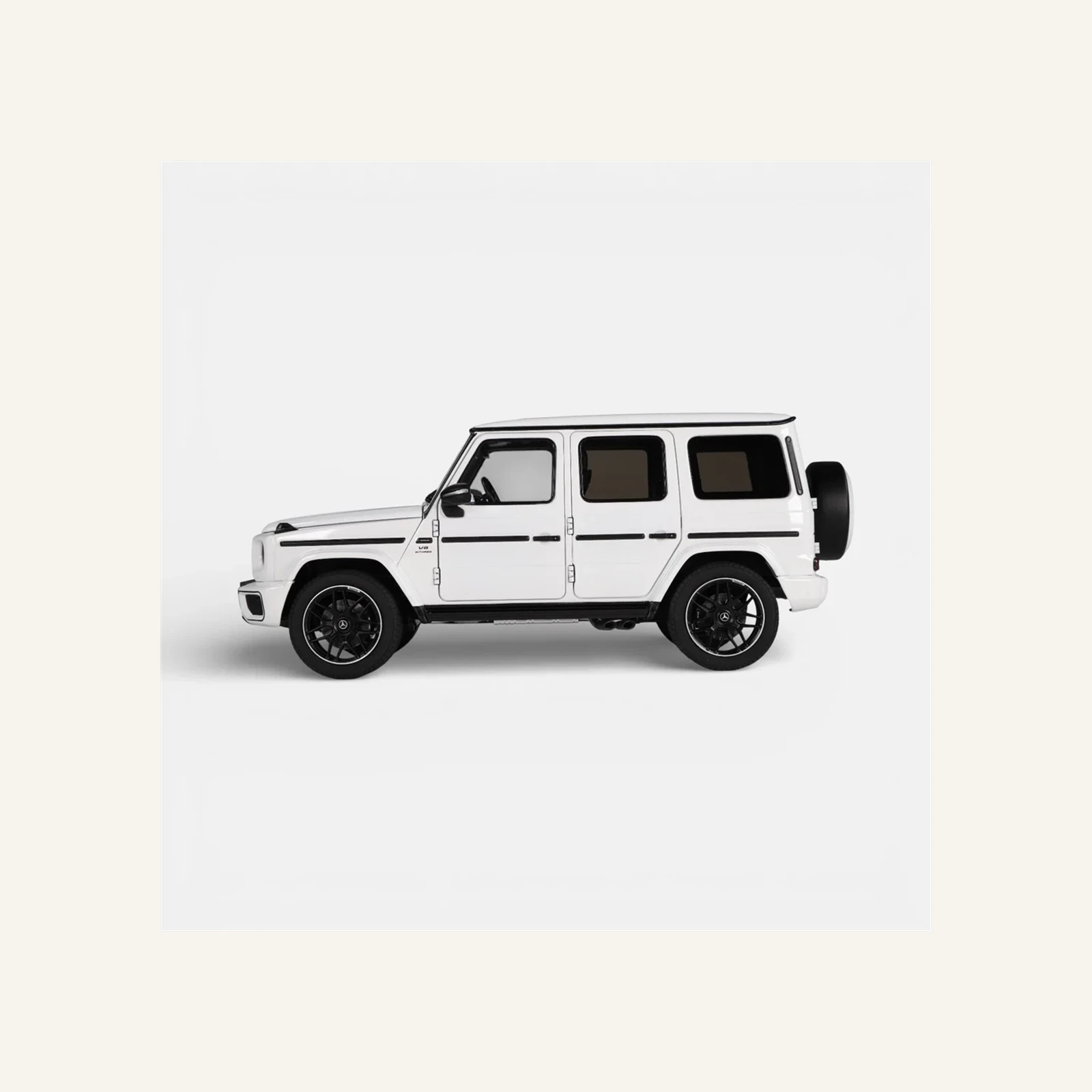 NZG 1109/41 1/18 Ölçek, Mercedes-AMG G 63 4x4 Arazi Aracı, Polar Beyaz, Metal