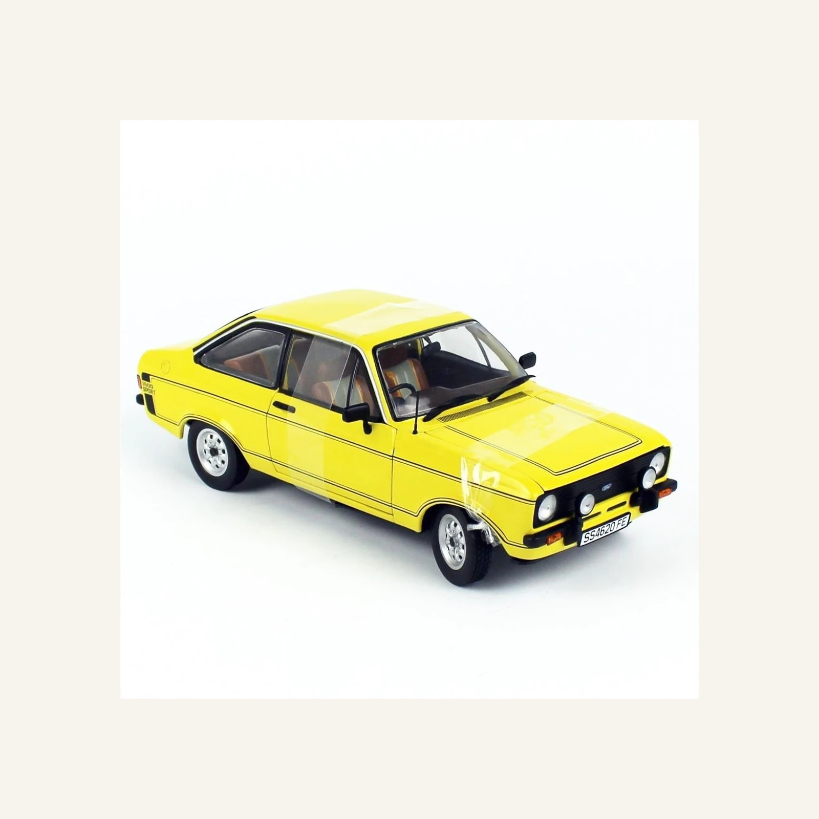 Sunstar 4620 1/18 Ölçek, 1975 Ford Escort MKII Sport, Sarı