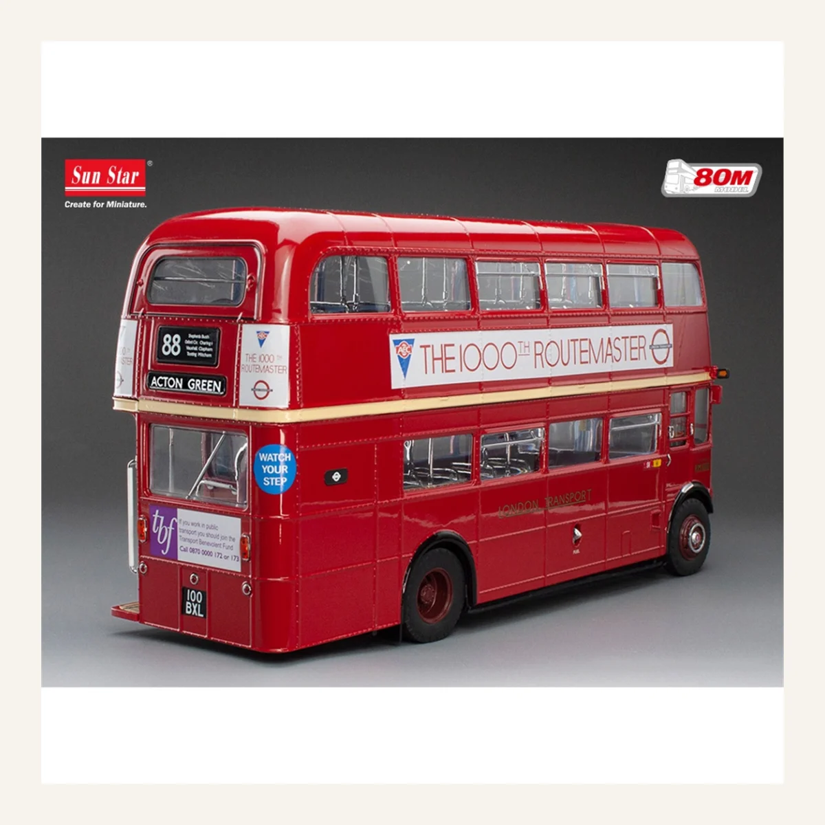 Sunstar 2943 1/24 Ölçek, Routemaster RM1000,100 BXL, Kırmızı