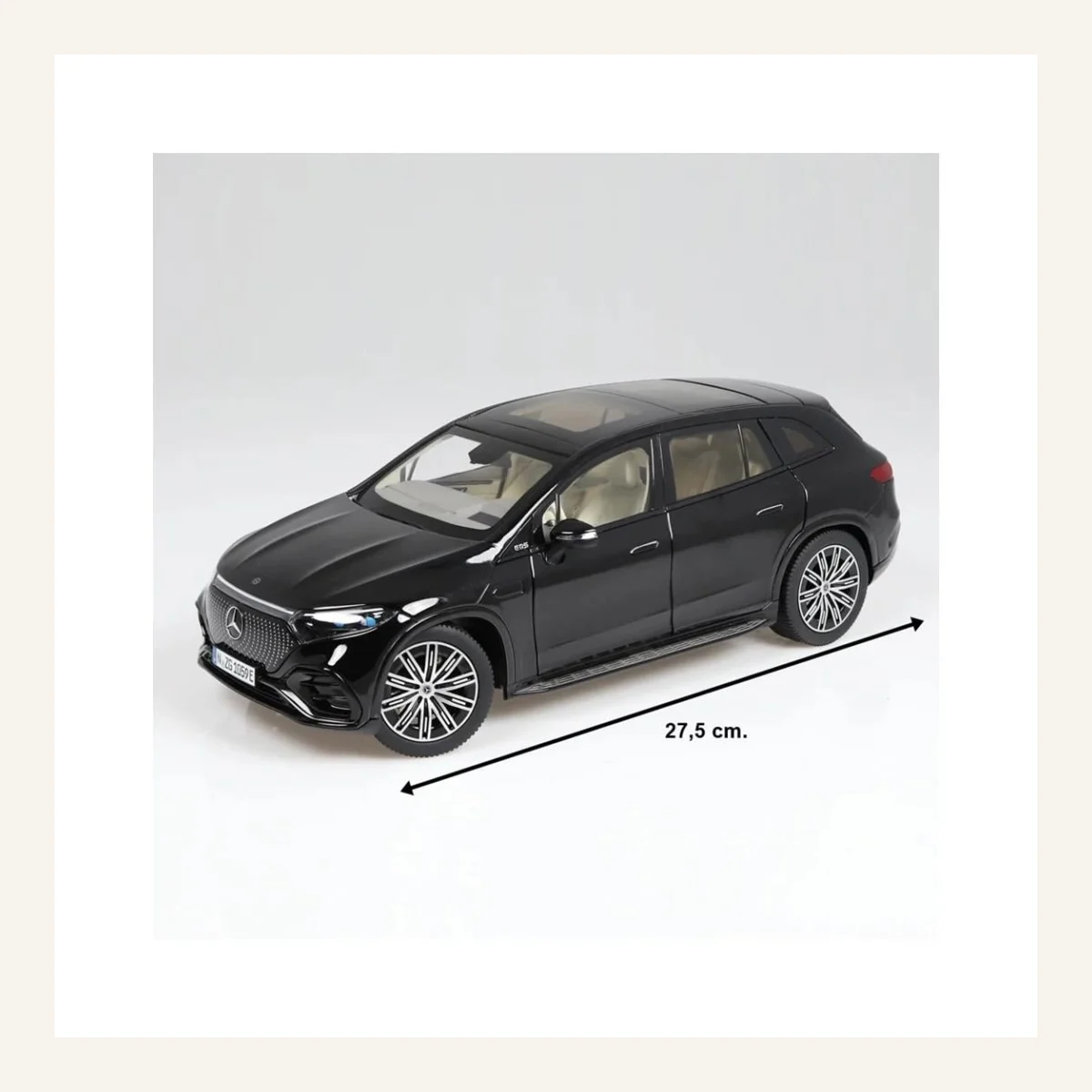 NZG 1059/50 1/18 Ölçek, Mercedes-Benz EQS AMG Line SUV, Siyah